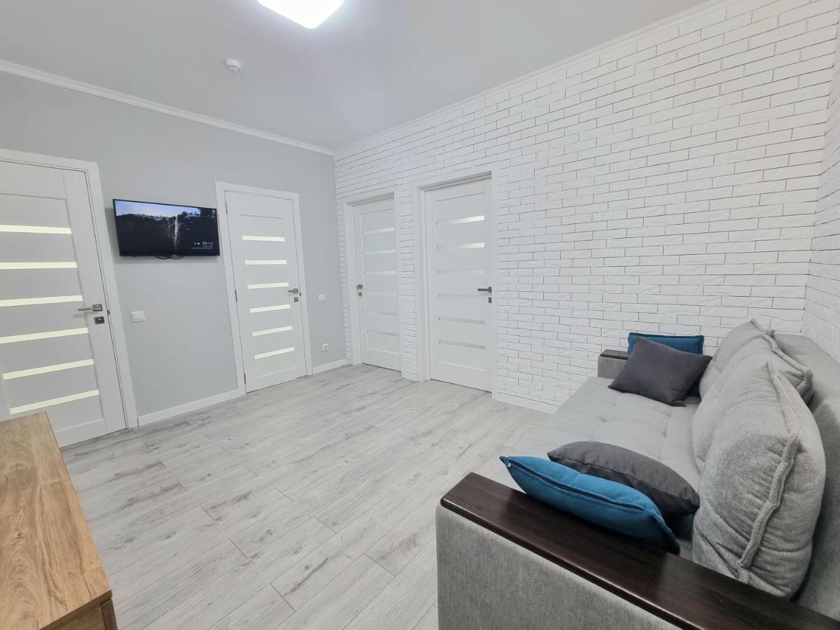 Center, Albisoara Str., 1Bedroom And Living With Balcony Кишинёв Экстерьер фото